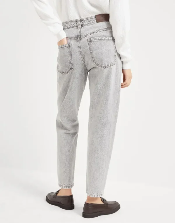 Authentic denim baggy trousers with shiny tab