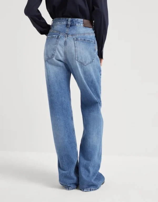 Authentic denim loose trousers with shiny tab