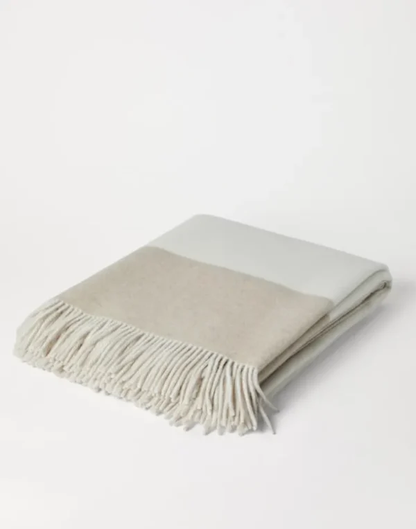 Cashmere double cloth throw with border and fringe