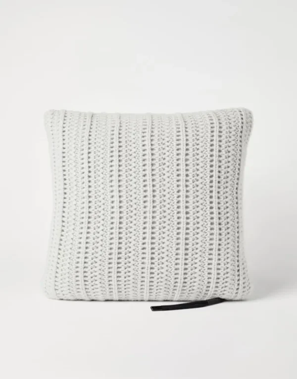 Cashmere Feather yarn crochet-effect knit cushion with shiny zipper pull