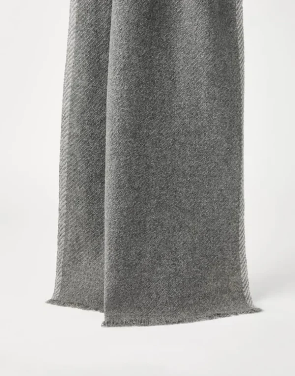 Cashmere scarf