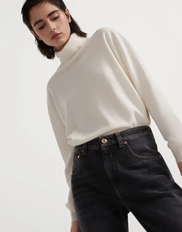 Cashmere turtleneck sweater with monili