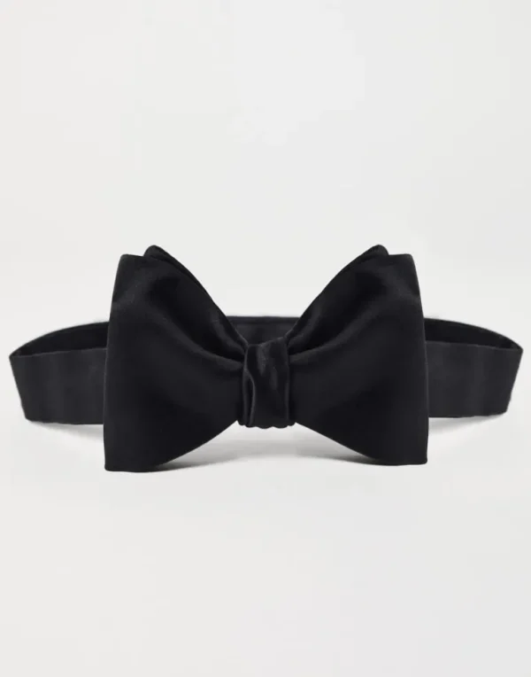 Cotton and silk satin bow tie