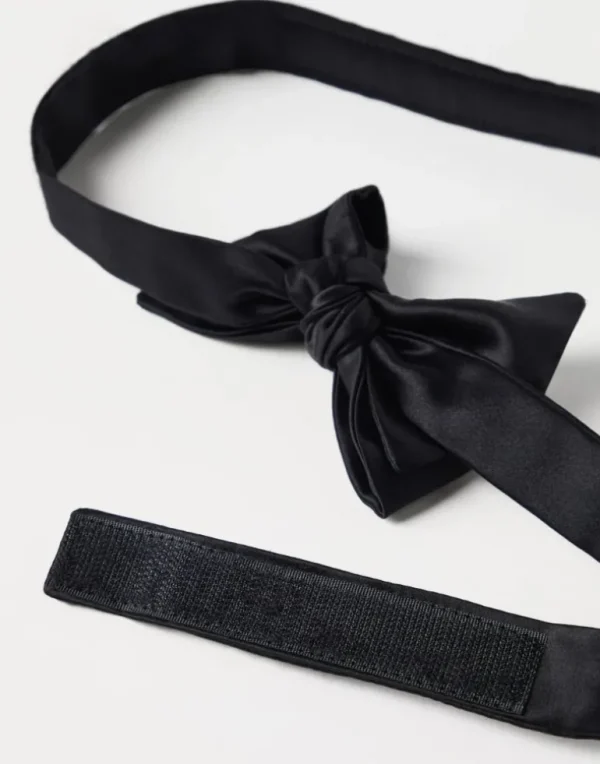 Cotton and silk satin bow tie