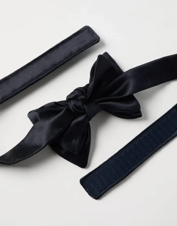 Cotton and silk satin bow tie