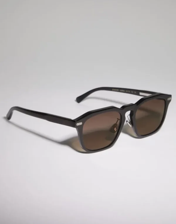 Iconic Meridian horn sunglasses