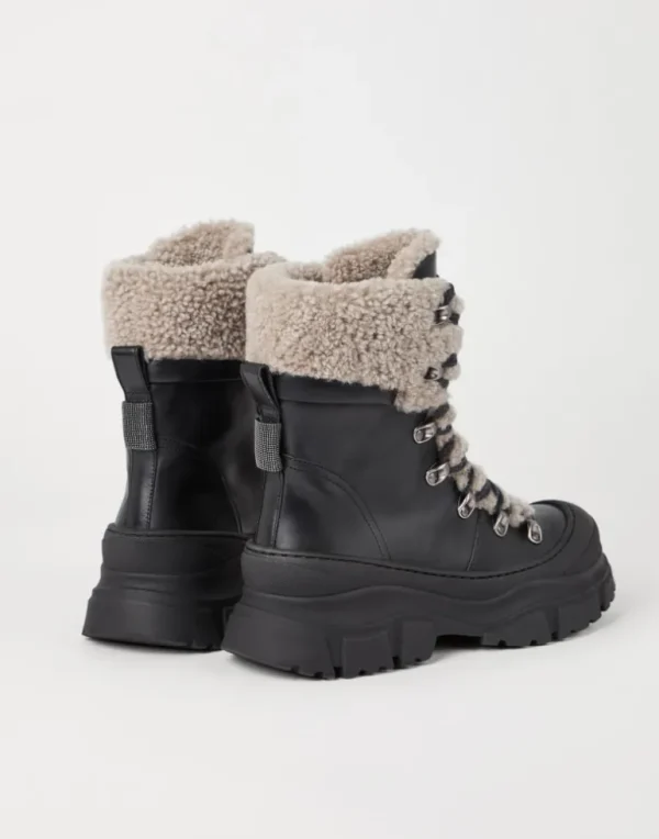 Matte calfskin and shearling mountain boots with shiny detail