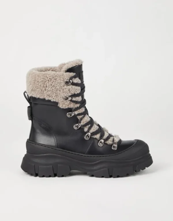 Matte calfskin and shearling mountain boots with shiny detail