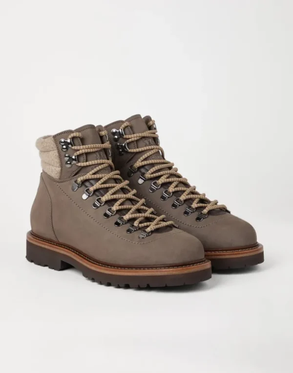 Nubuck mountain-style boots with wool diagonal insert