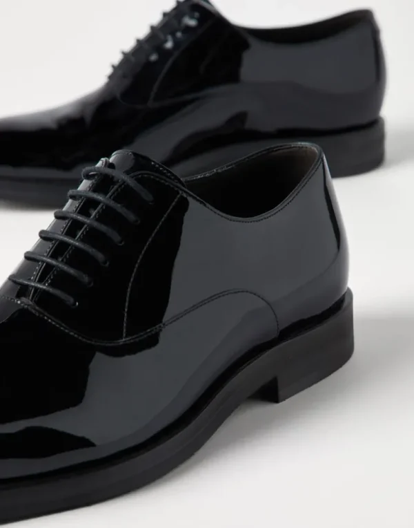 Patent calfskin Oxfords