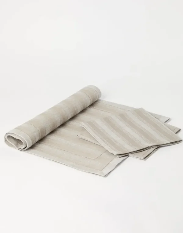 Runner and two napkins set in striped linen