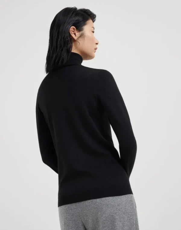 Sparkling cashmere and silk lightweight turtleneck sweater