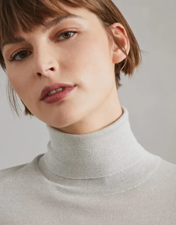 Sparkling cashmere and silk lightweight turtleneck sweater