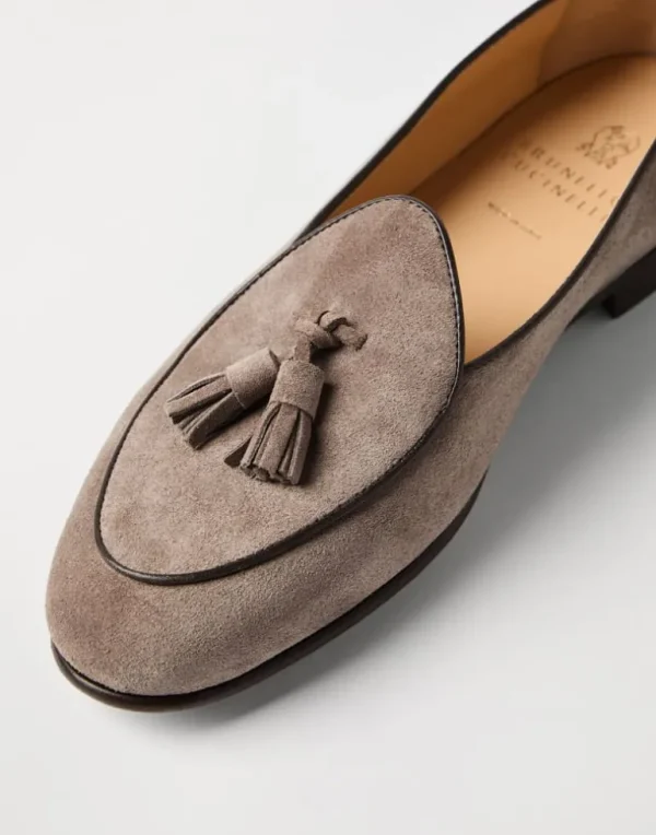 Suede Belgian loafer with tassels