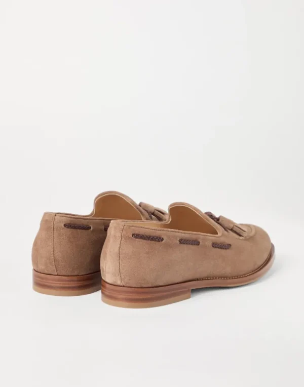 Suede loafers with tassels