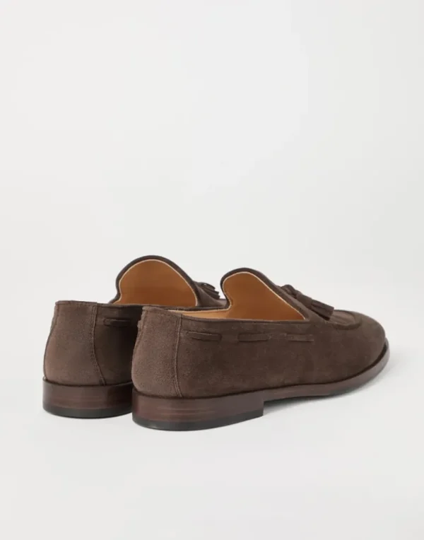 Suede loafers with tassels