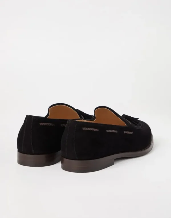 Suede loafers with tassels