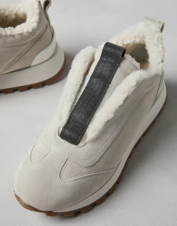 Suede runners with shearling lining and precious detail