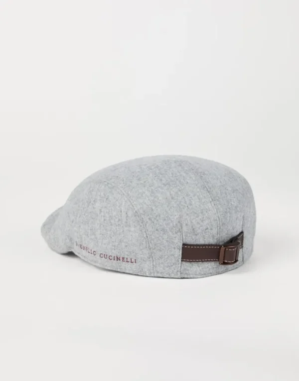 Virgin wool flannel flat cap with embroidery