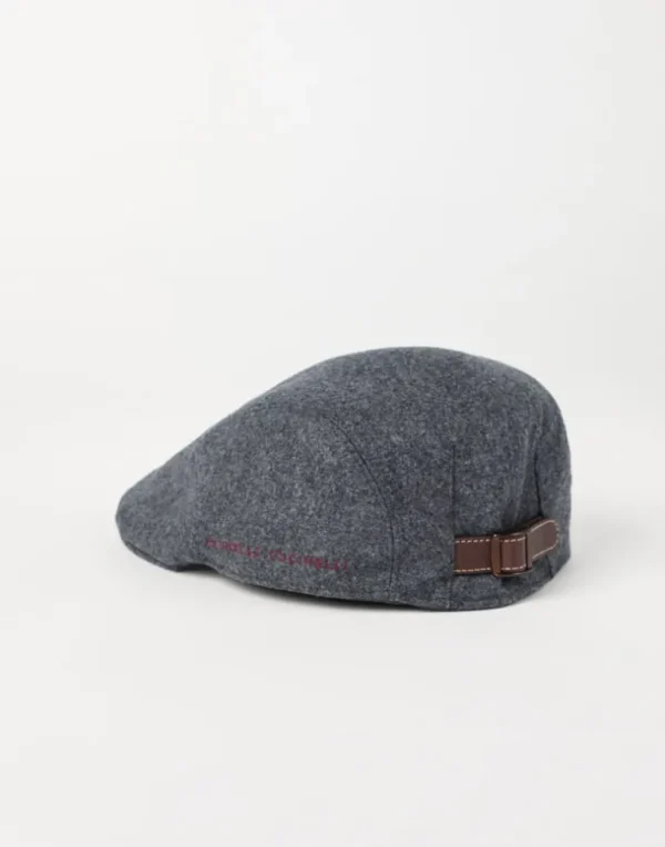 Virgin wool flannel flat cap with embroidery