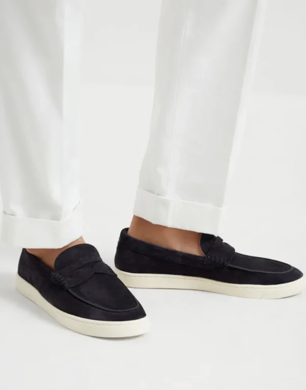 Washed suede loafer sneakers with natural rubber sole