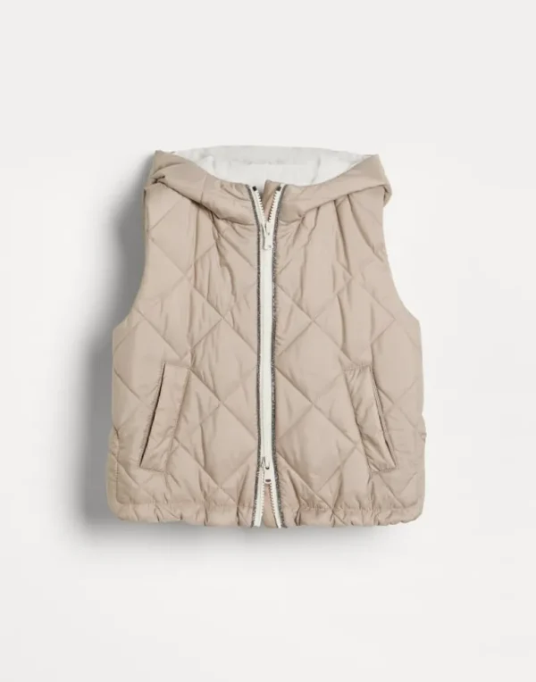 Water-resistant nylon hooded outerwear vest with Thermore® padding and monili