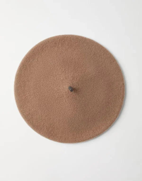 Wool beret with Precious detail