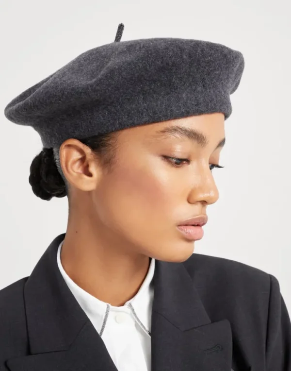 Wool beret with Precious detail